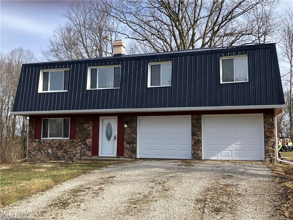 Malvern, OH 44644,261 E Mohawk DR