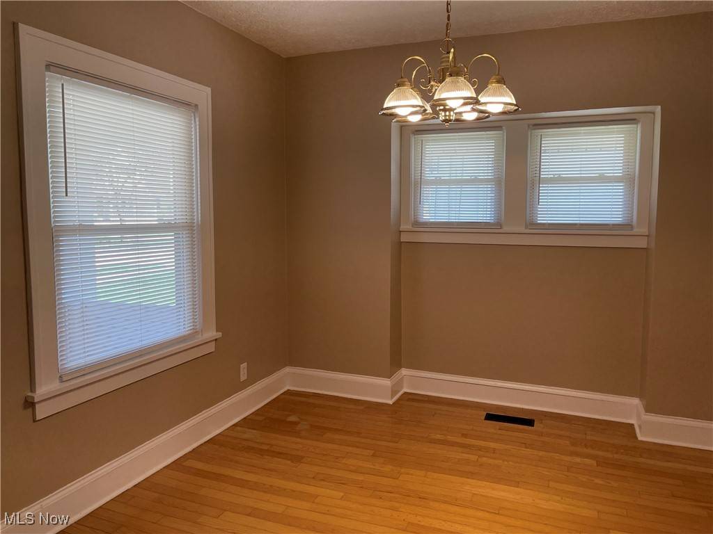 Akron, OH 44301,86 E Brookside