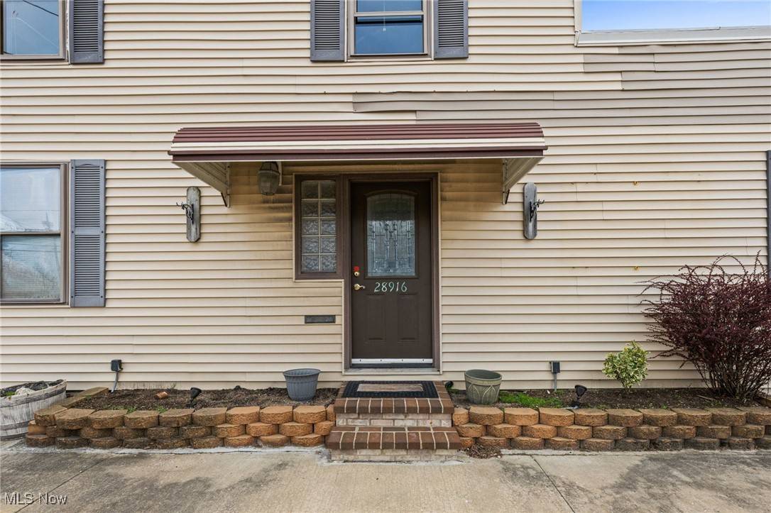 Wickliffe, OH 44092,28916 Euclid AVE