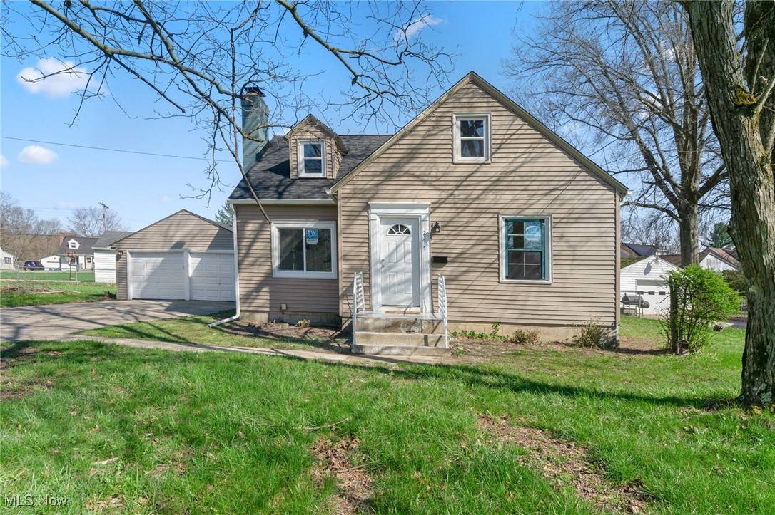 Youngstown, OH 44511,2117 Coleman DR