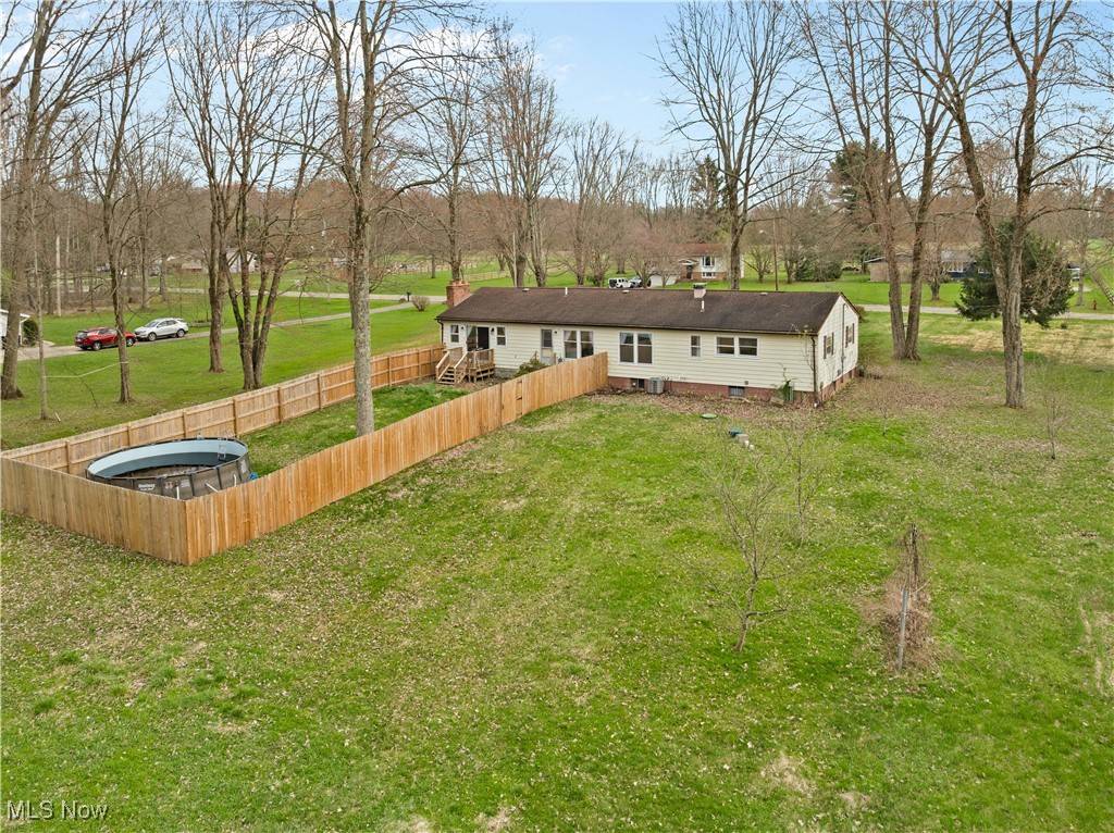 Windham, OH 44288,9507 Wolf RD