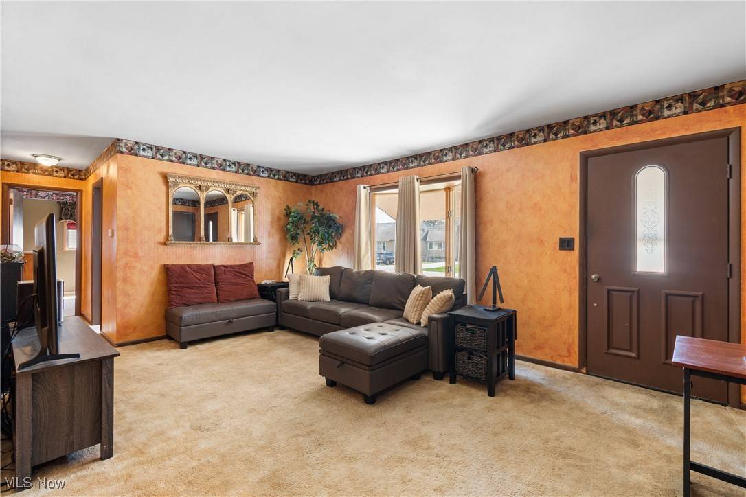 Mogadore, OH 44260,3745 Orchard ST