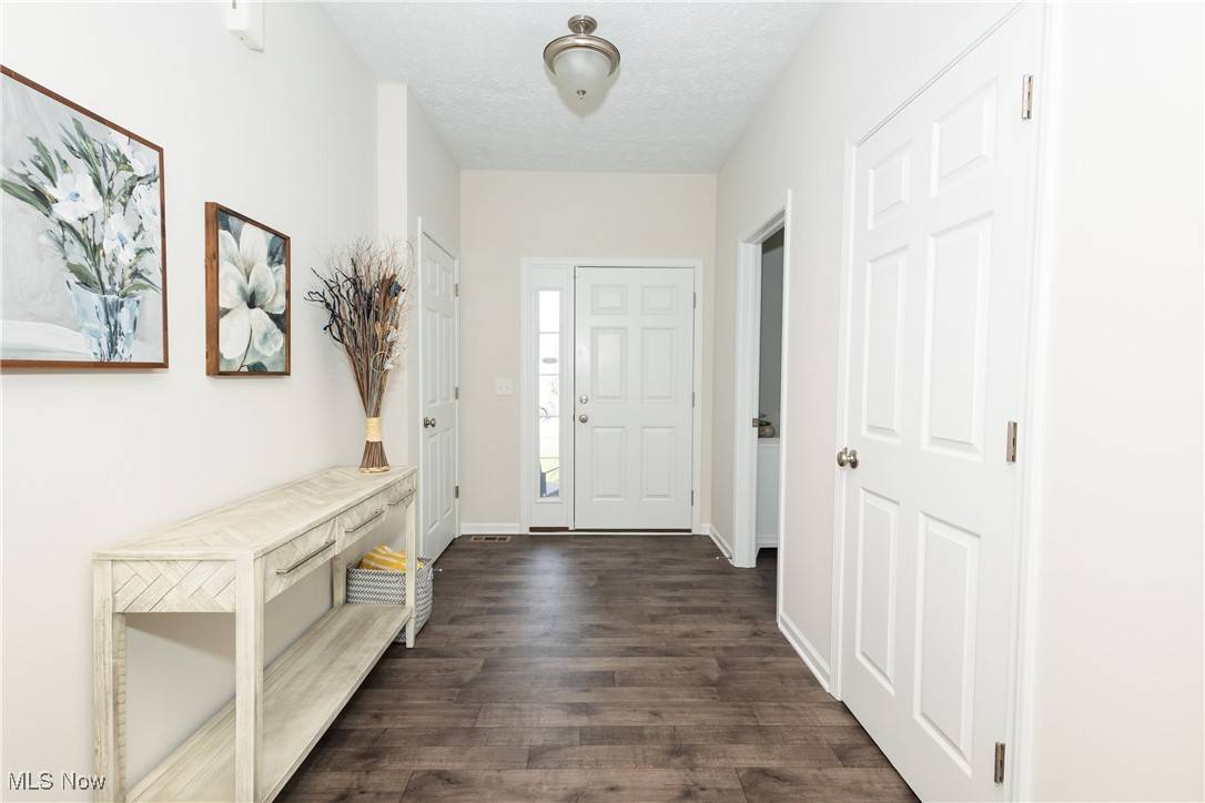 North Ridgeville, OH 44039,37475 Amber WAY