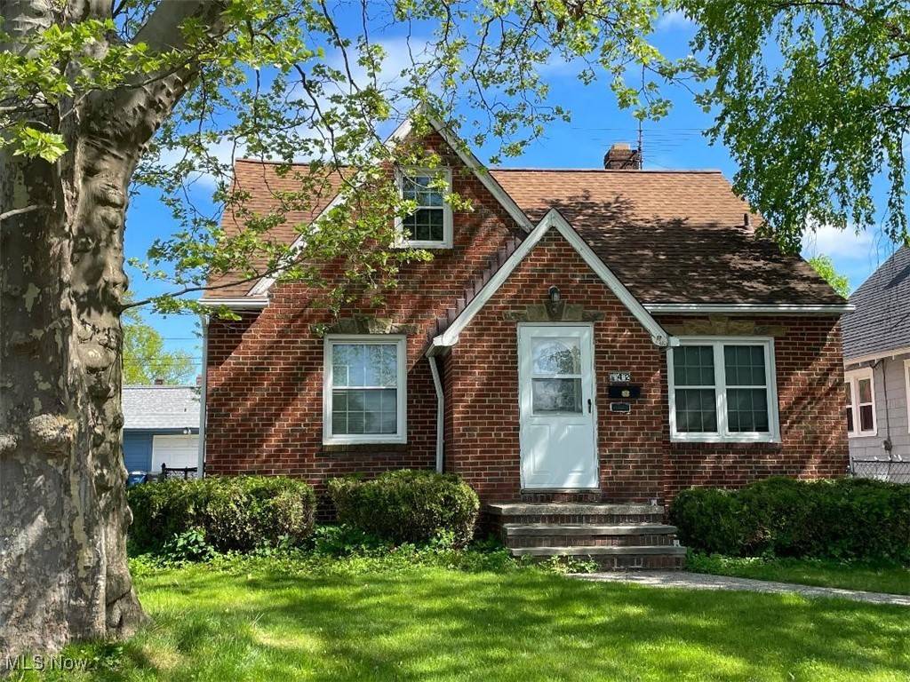 Cleveland, OH 44111,13432 Wainstead AVE