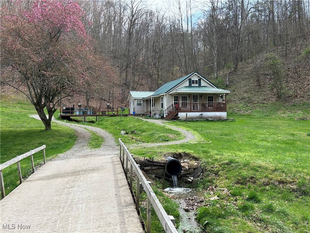 Newton, WV 25266,1810 Grannies Creek