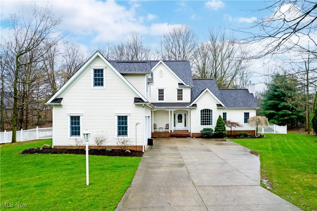 Orrville, OH 44667,1305 Independence DR