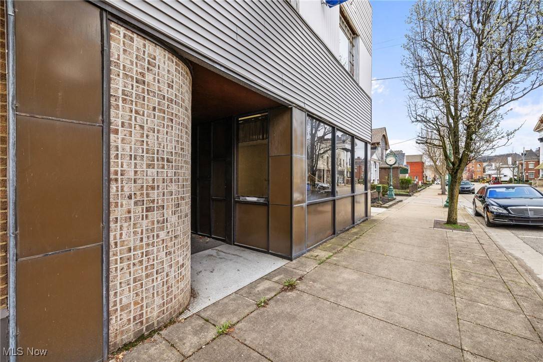 East Liverpool, OH 43920,118 W 5th ST