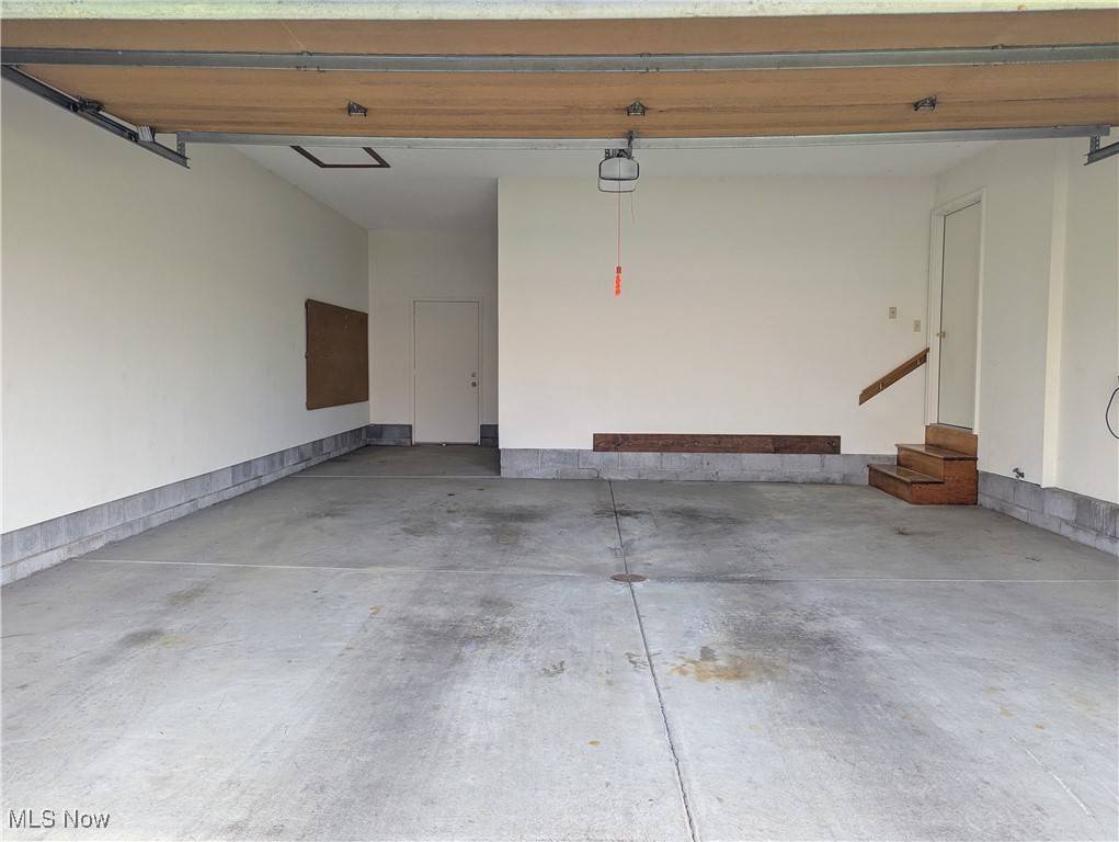 Cortland, OH 44410,140 Diamond WAY