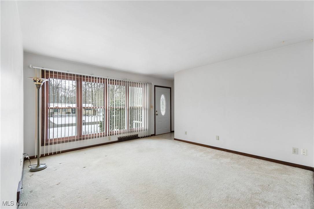 Tallmadge, OH 44278,571 Clark DR