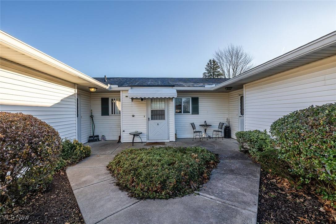 Elyria, OH 44035,8941 W Ridge RD #B