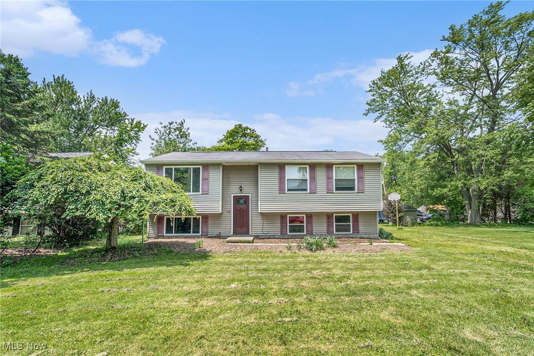 Madison, OH 44057,1474 Deermont AVE