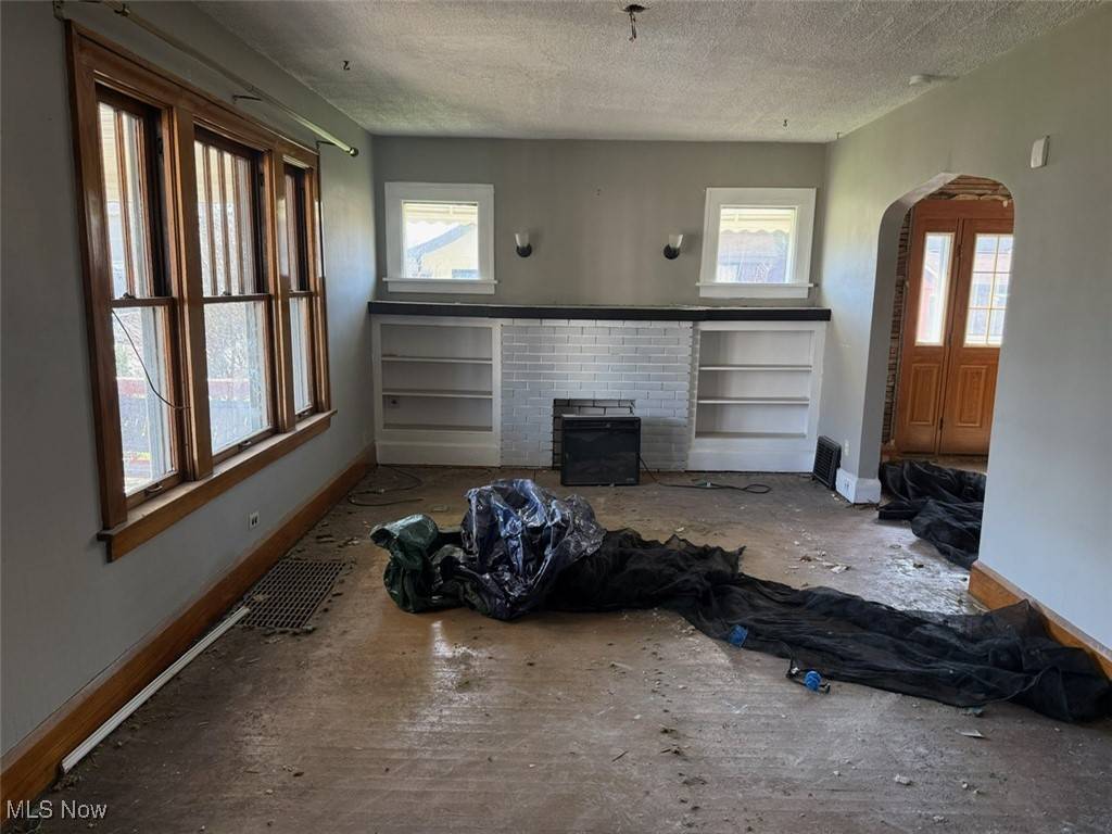 Canton, OH 44709,1421 24th ST NW