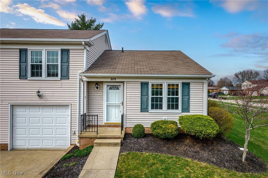 Brunswick, OH 44212,875 Amherst LN