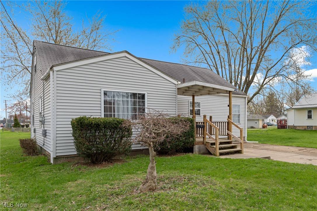 Canton, OH 44705,2216 34th ST NE
