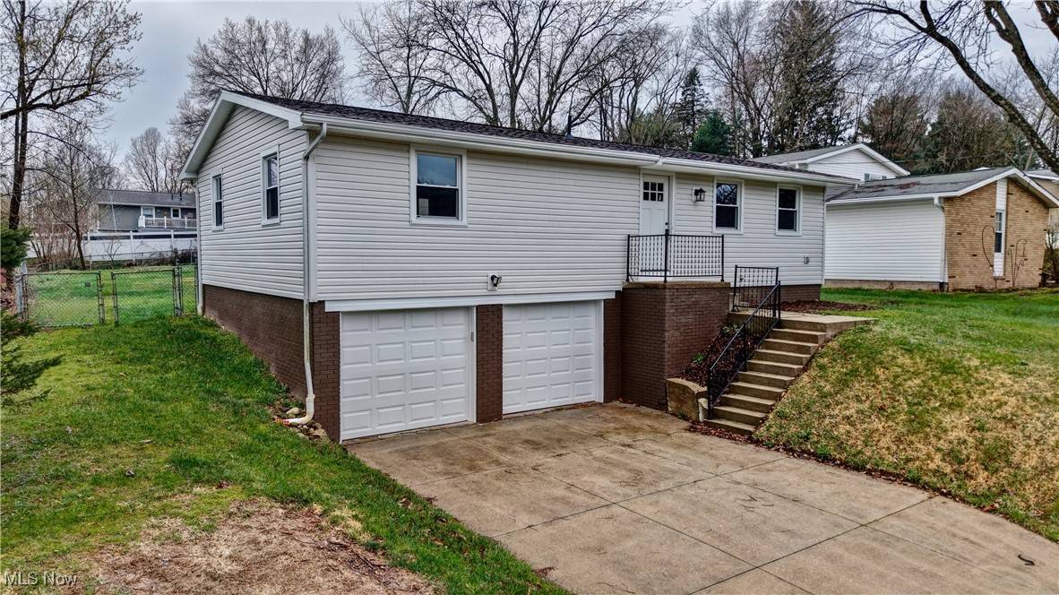 Akron, OH 44319,494 Moore RD