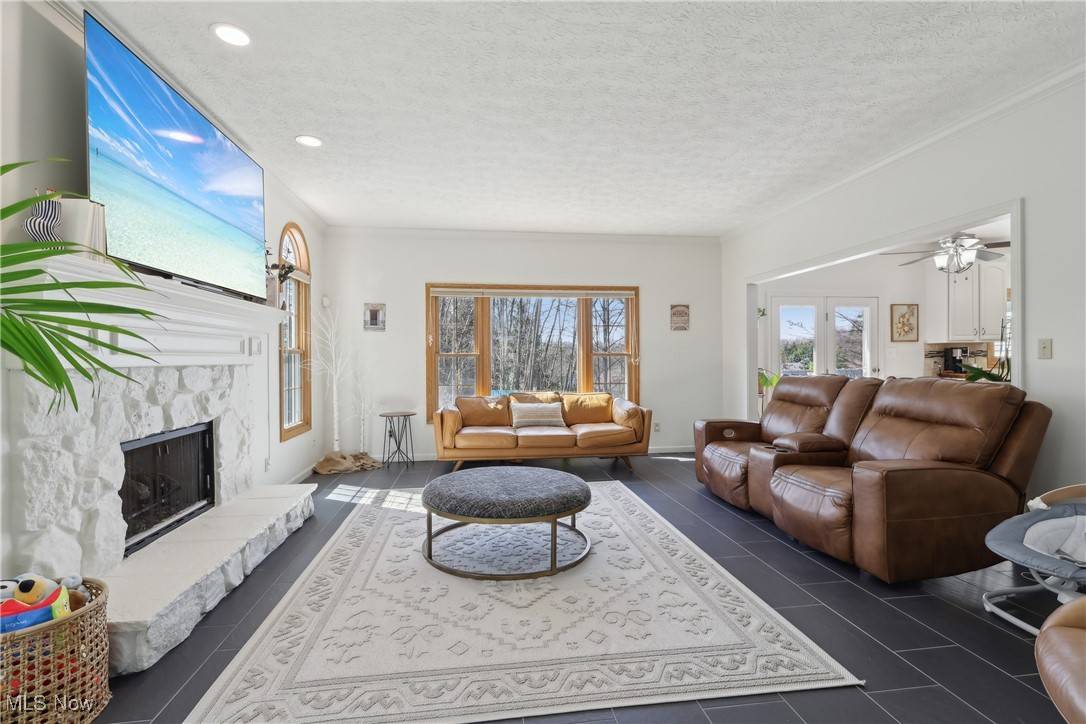 Cuyahoga Falls, OH 44223,2728 High Hampton TRL