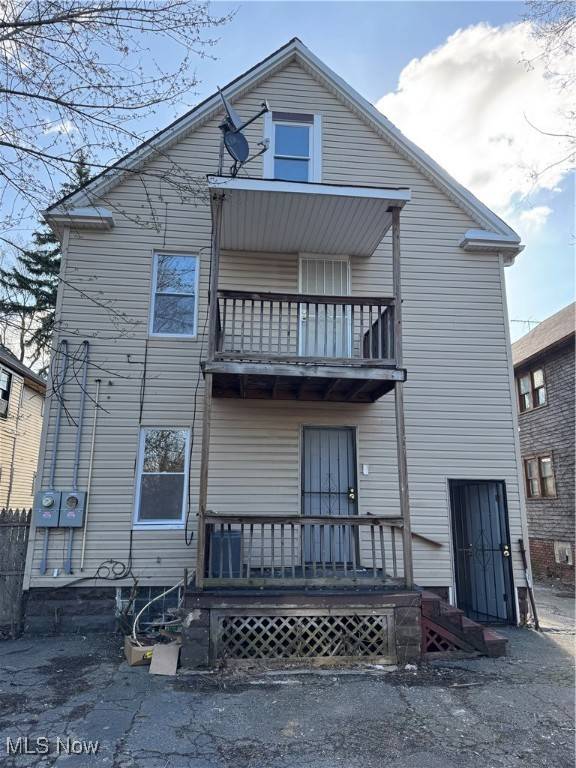 Cleveland, OH 44120,2990 E 130th ST