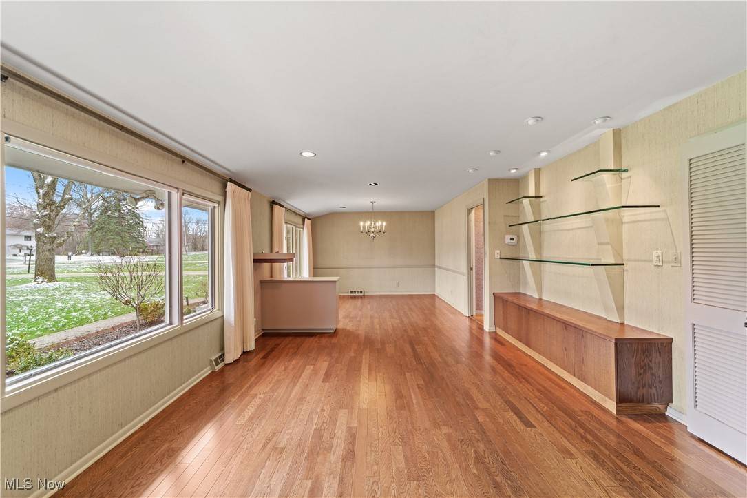 Pepper Pike, OH 44124,3474 Kersdale RD