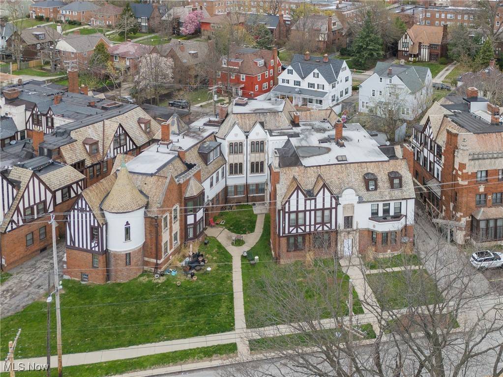 Shaker Heights, OH 44120,13309 S Woodland RD