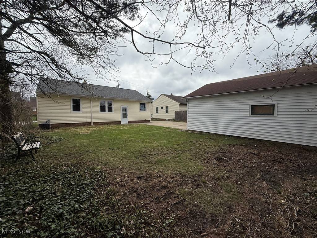Garfield Heights, OH 44125,9417 Alexander RD