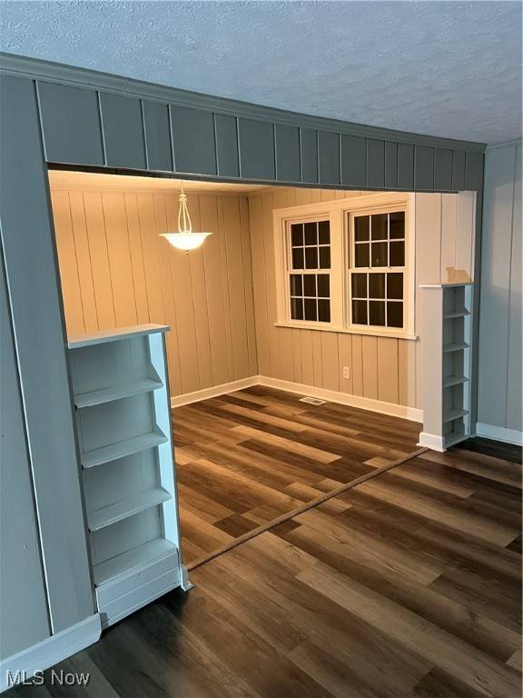 Willoughby, OH 44094,1040 Windermere DR