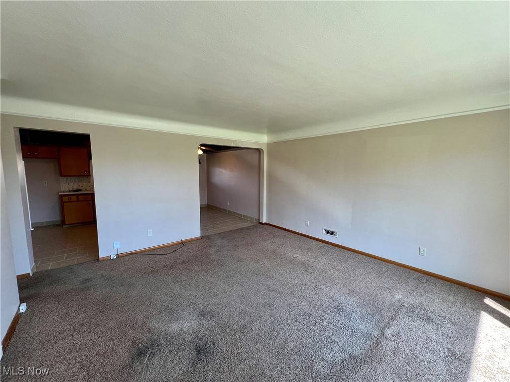 Parma, OH 44134,1410 Englewood DR