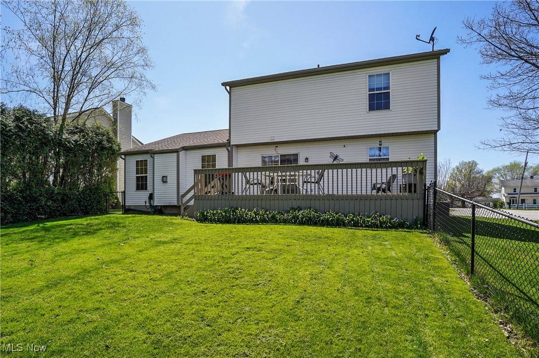 Ravenna, OH 44266,803 Collins Pond DR