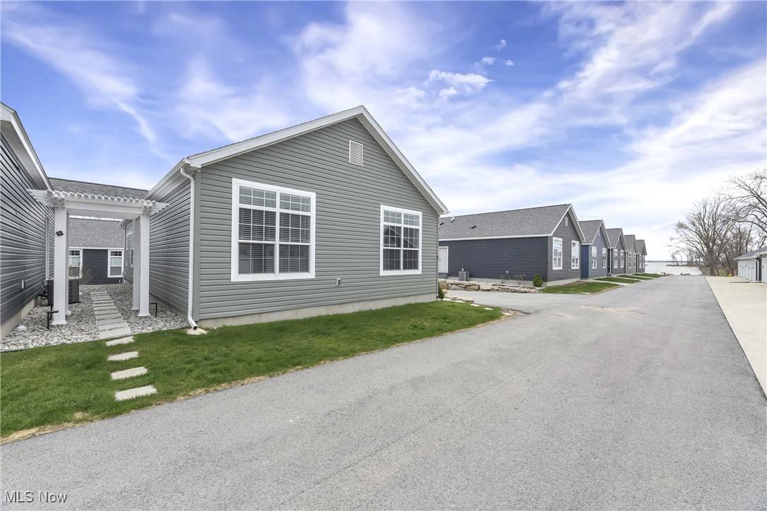 Marblehead, OH 43440,10850 E Bayshore RD #Heron Ct. #6