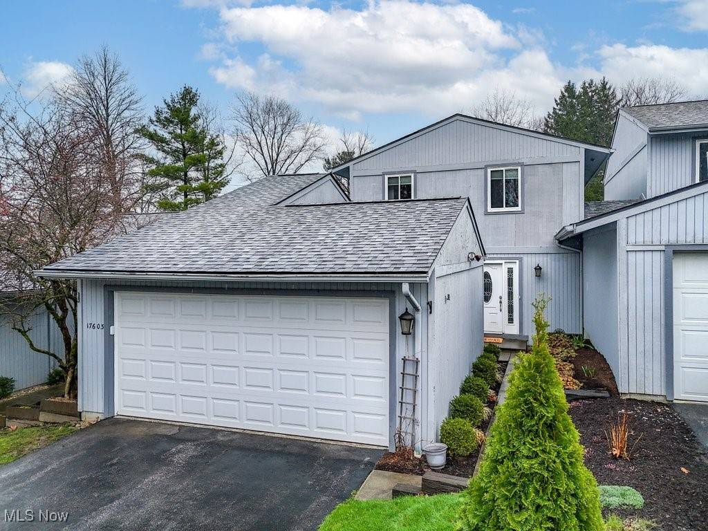 Chagrin Falls, OH 44023,17603 Eastbrook TRL