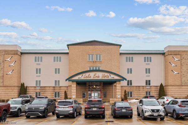 Geneva, OH 44041,4699 Lake RD E #101