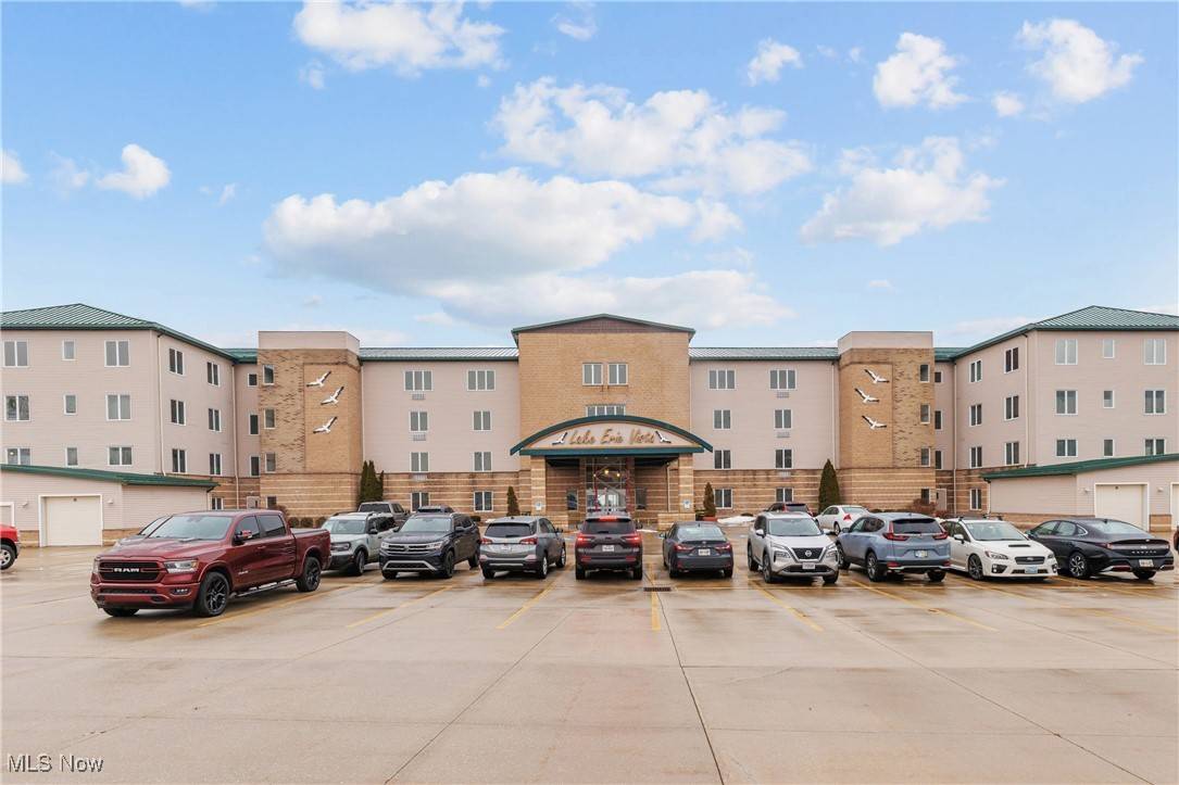 Geneva, OH 44041,4699 Lake RD E #101