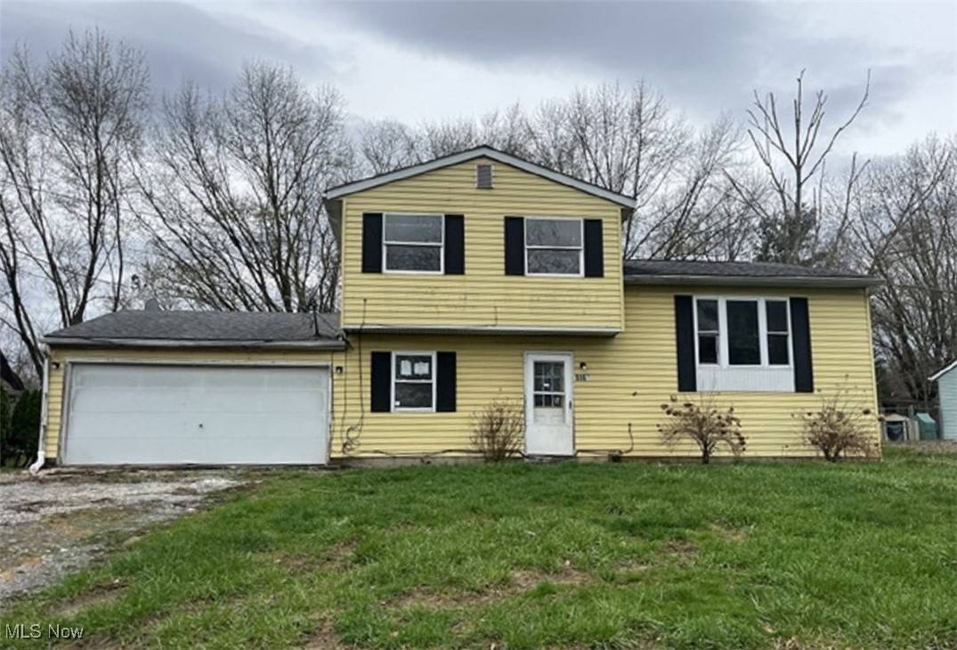 Windham, OH 44288,9067 Horn RD
