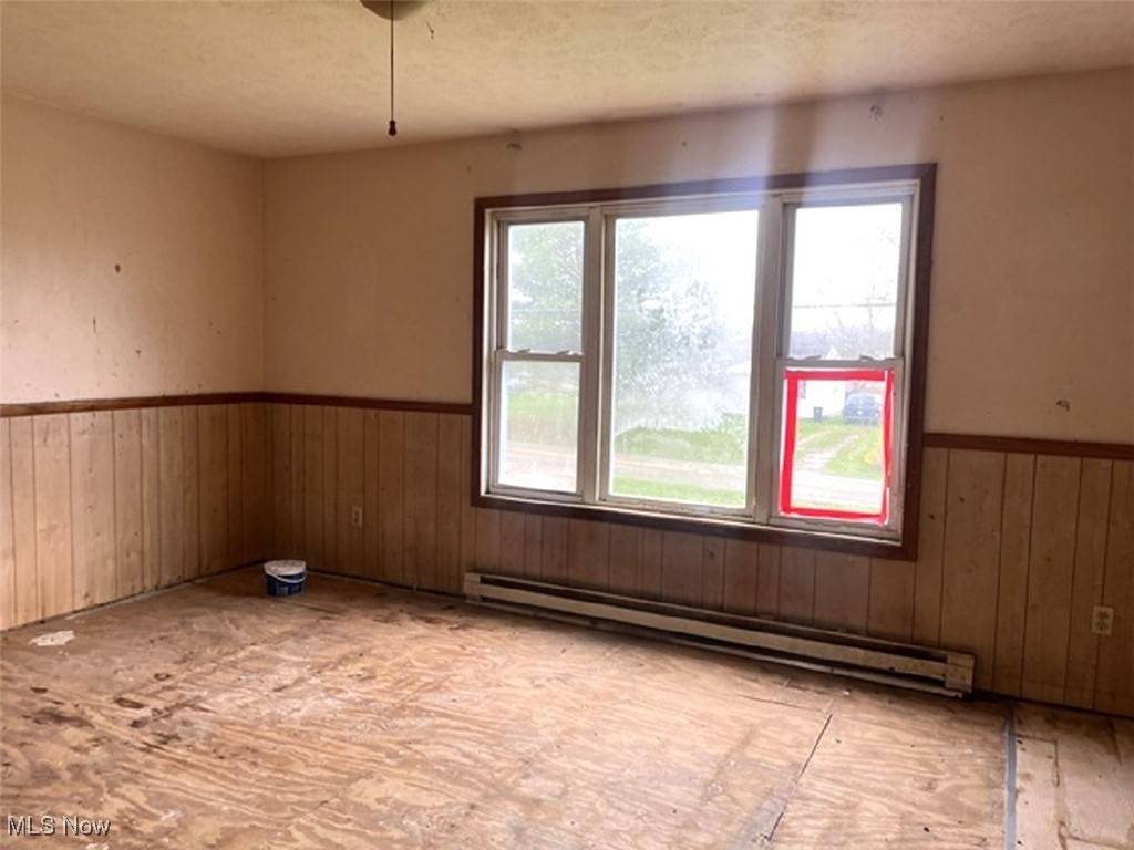 Windham, OH 44288,9067 Horn RD