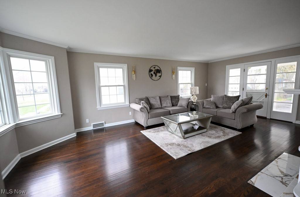 University Heights, OH 44118,2284 Traymore RD