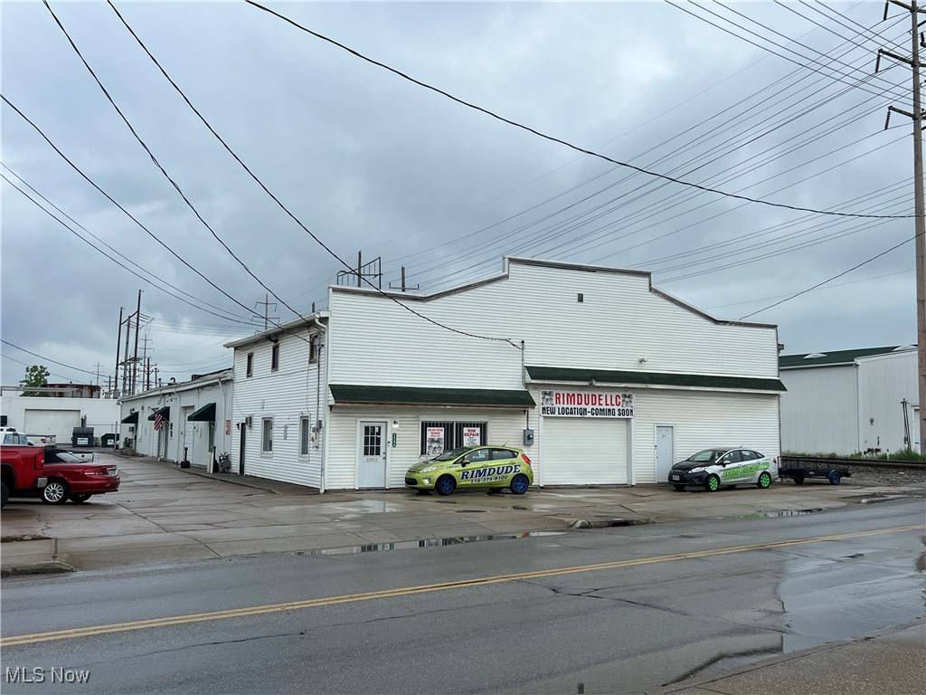 Euclid, OH 44117,1440 Dille RD