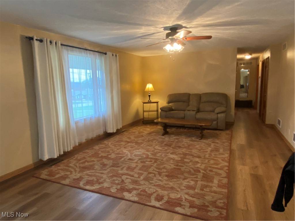 Zanesville, OH 43701,483 Pleasant Grove Rd