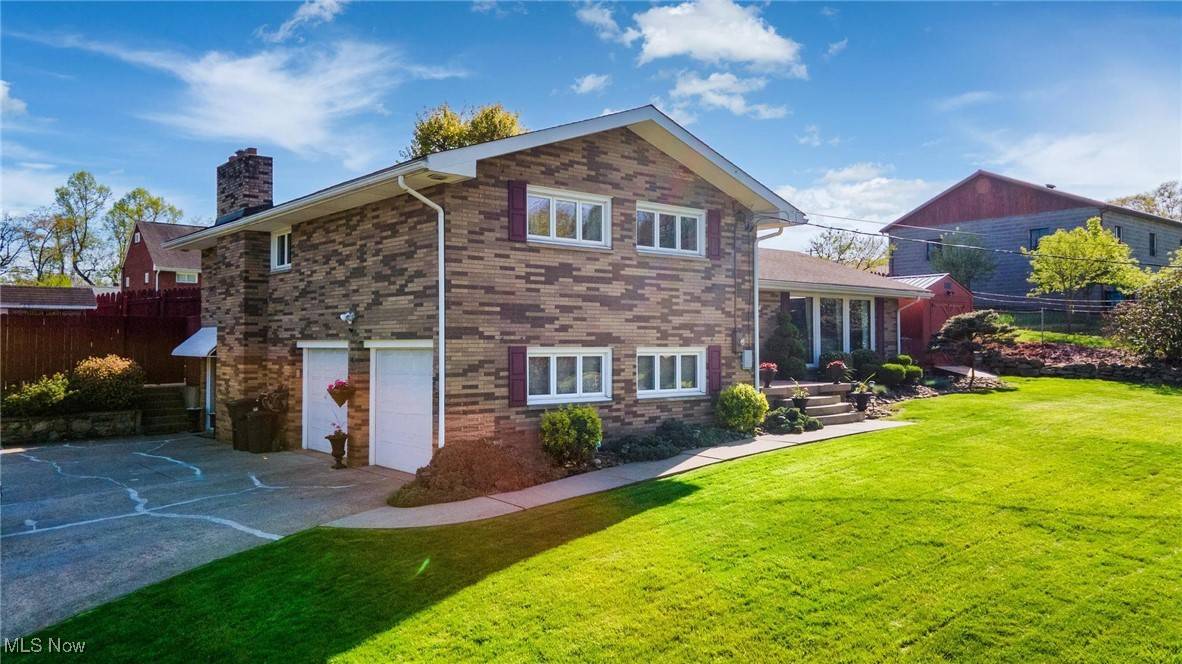 Follansbee, WV 26037,227 Vine ST