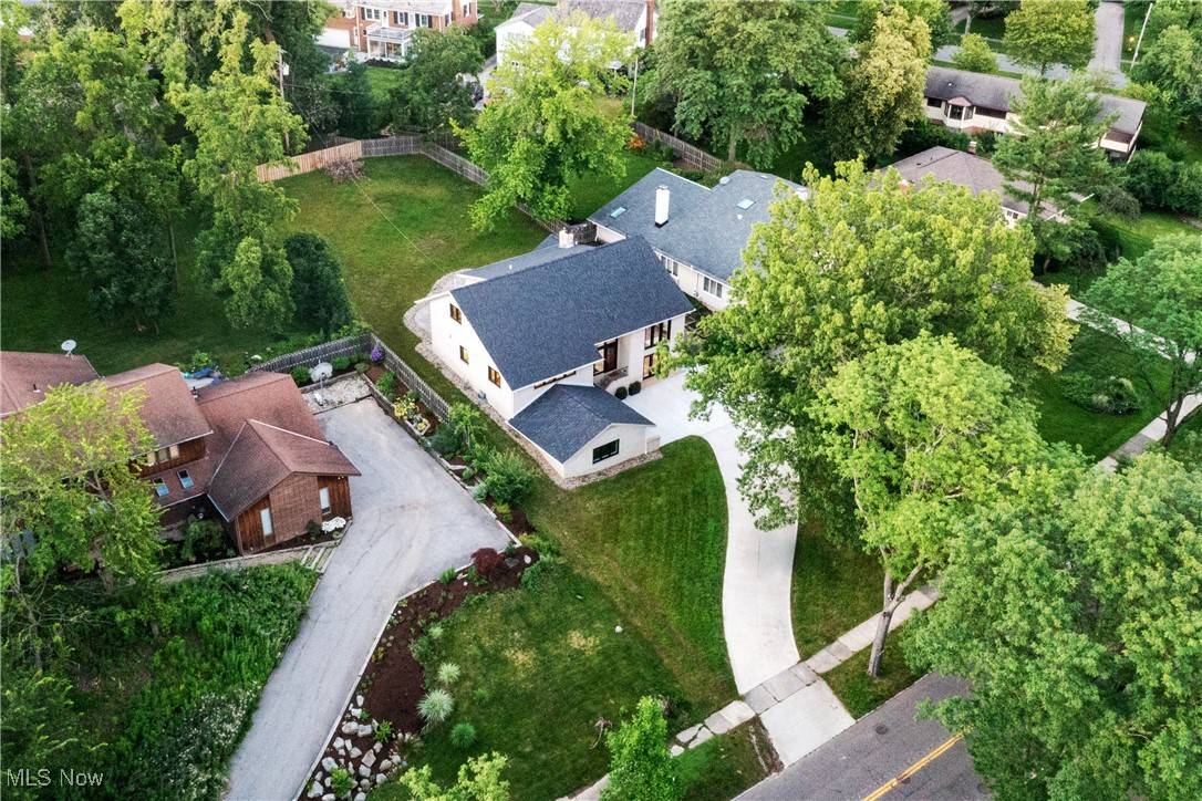 Shaker Heights, OH 44122,20601 Shelburne RD