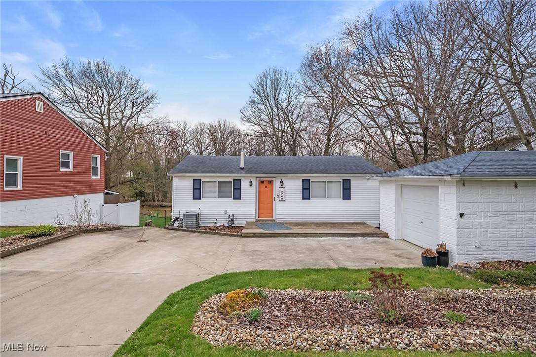 Elyria, OH 44035,10260 E River RD