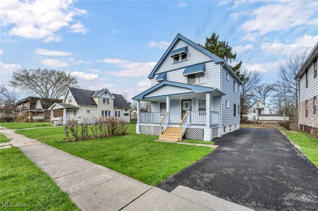 Cleveland, OH 44120,3602 E 149th ST