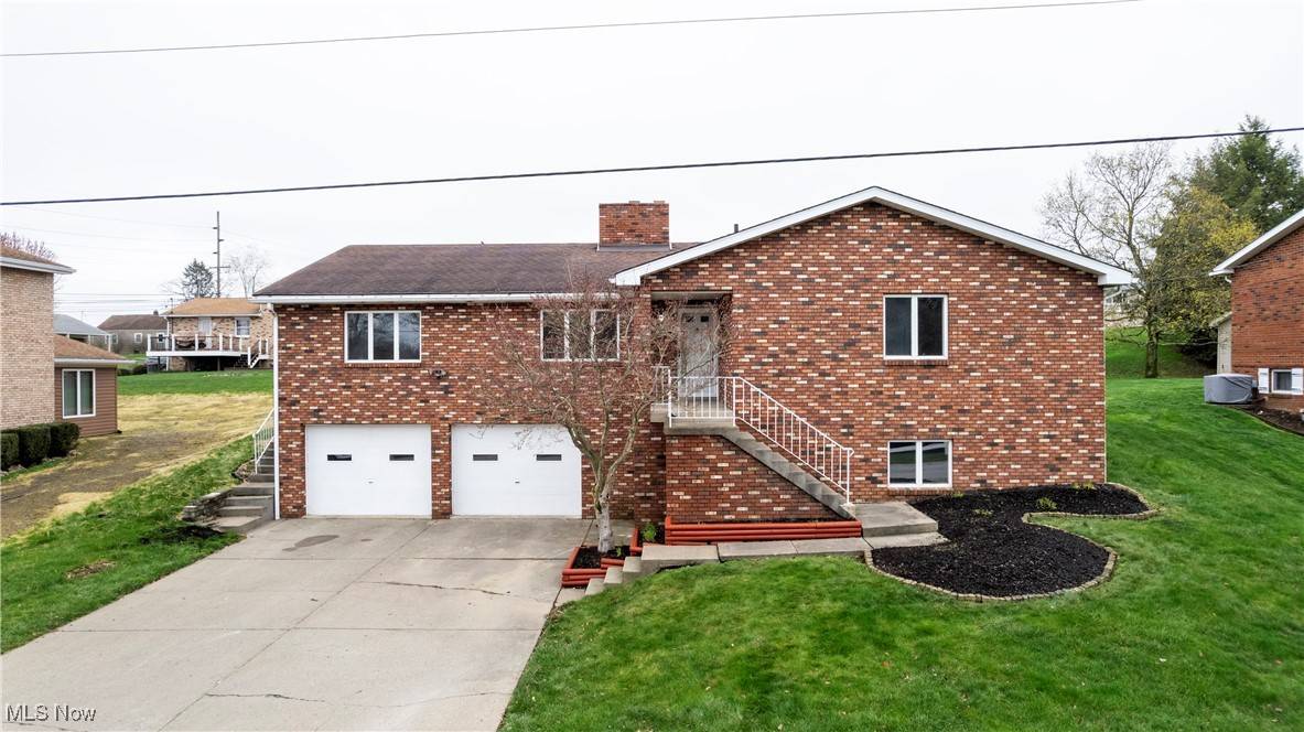Follansbee, WV 26037,105 Garfield WAY
