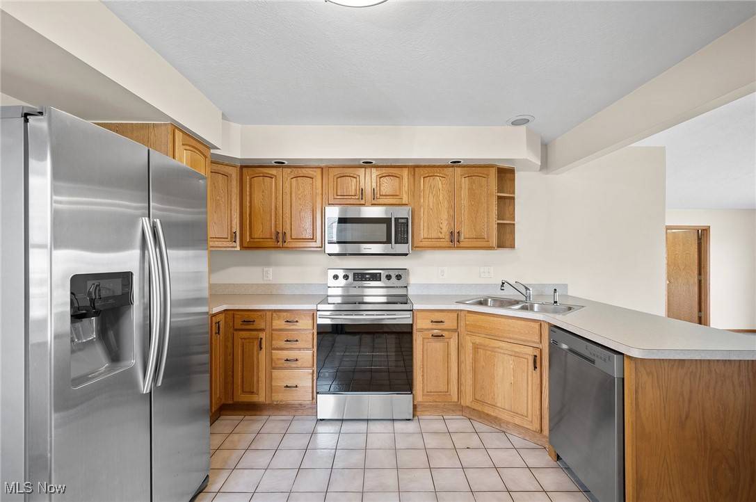 Mentor, OH 44060,8254 Westmoor RD