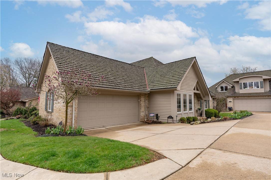North Canton, OH 44709,27 LaSalle CT SE