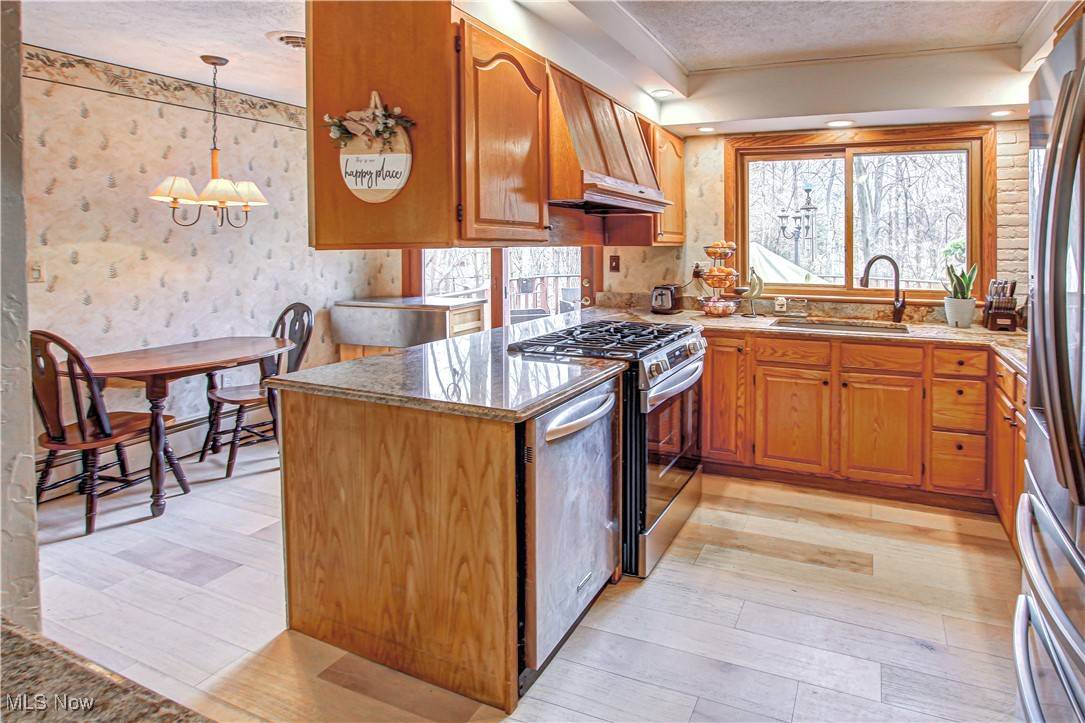 Walton Hills, OH 44146,18679 Orchard Hill DR
