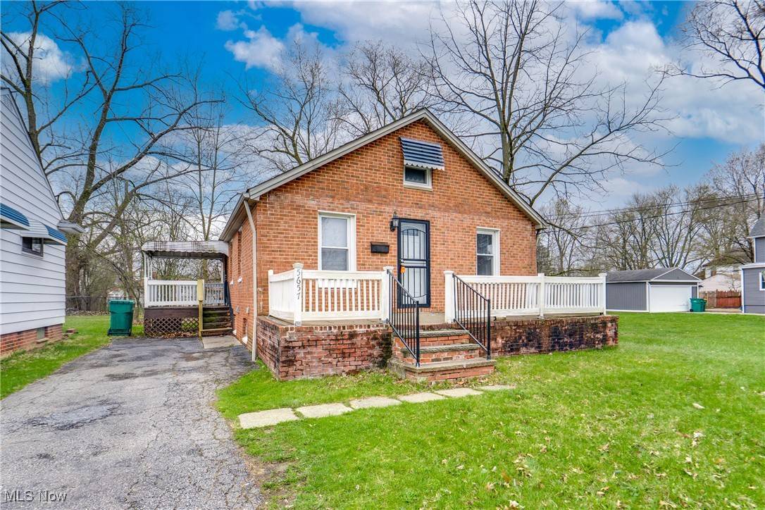 Maple Heights, OH 44137,5657 Harrison AVE