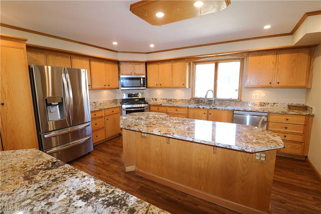 Huron, OH 44839,9920 River RD