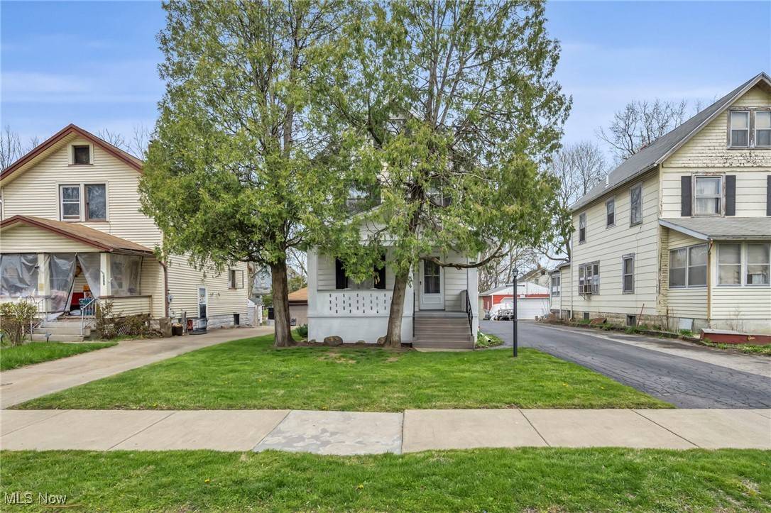Struthers, OH 44471,273 Maplewood AVE