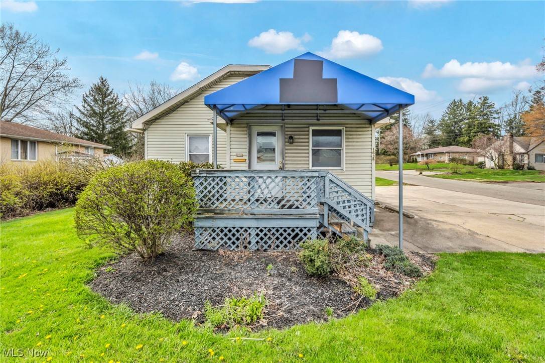 Canton, OH 44708,1635 Whipple AVE NW