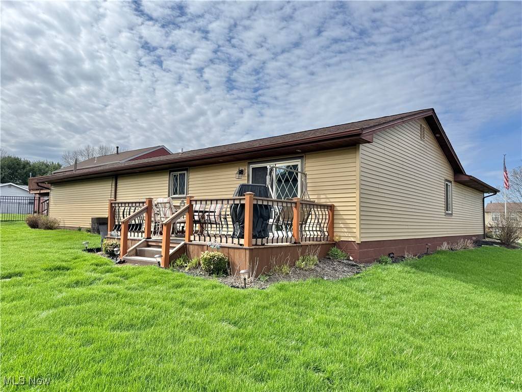Boardman, OH 44512,1327 Huntington CT