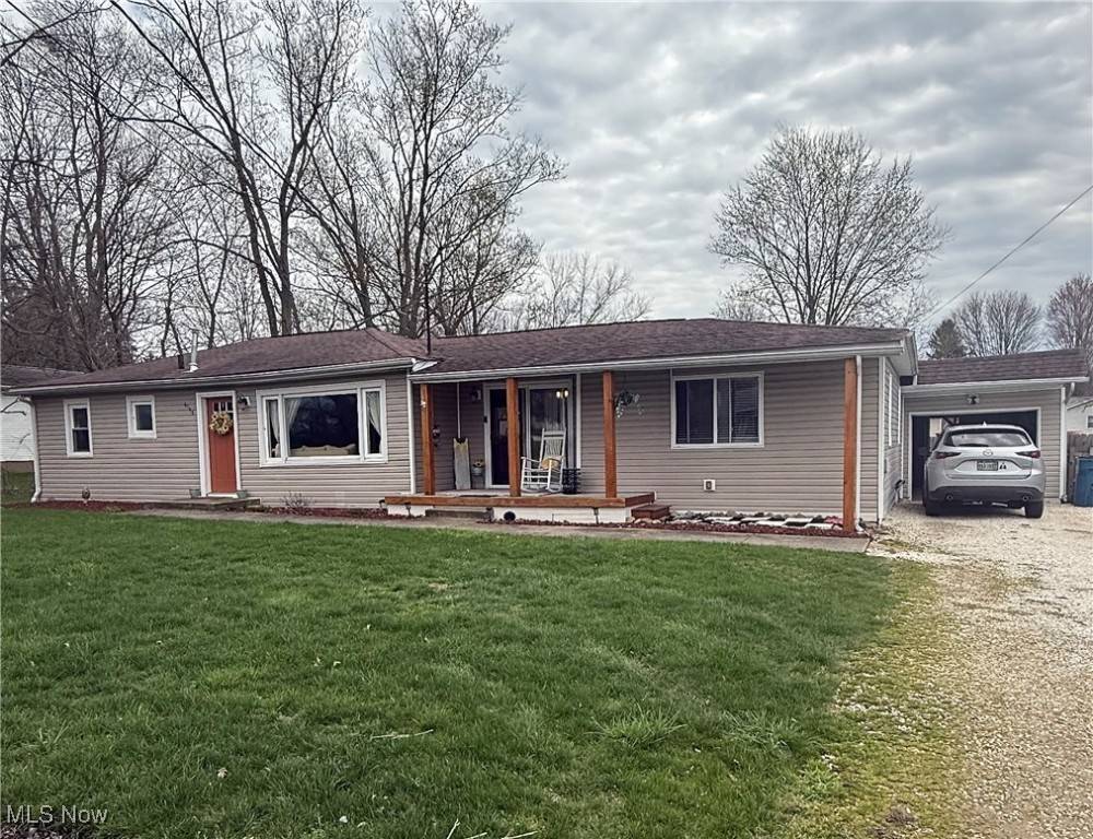 Norton, OH 44203,4144 Watkins RD